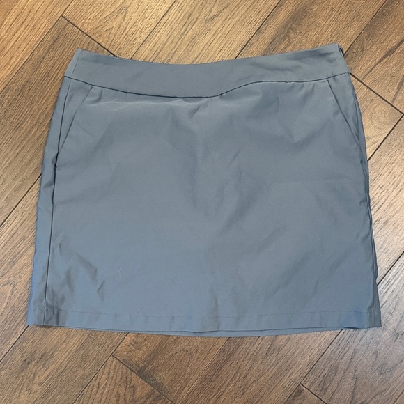 Nike Dresses & Skirts - Nike Golf Dri-Fit Gray Women's Skort/Skirt 8 / Medium C27-033